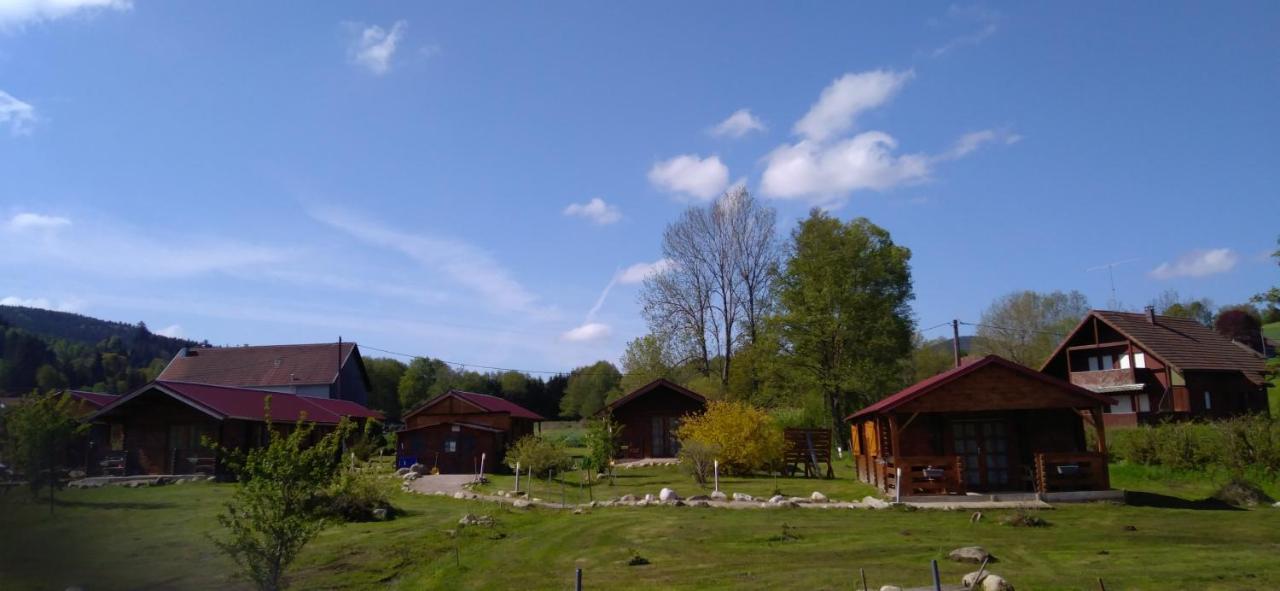 Chalets Les 5 Loups Gerbépal 外观 照片